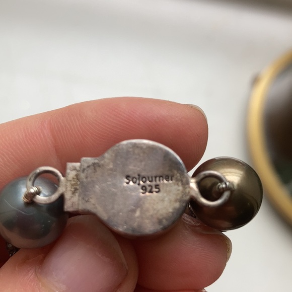 Gorgeous Glass Provincial Tone Pearl 925 Necklace - Picture 6 of 6